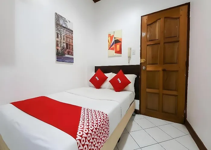 Oyo 857 Makati Avenue Hotel Manila