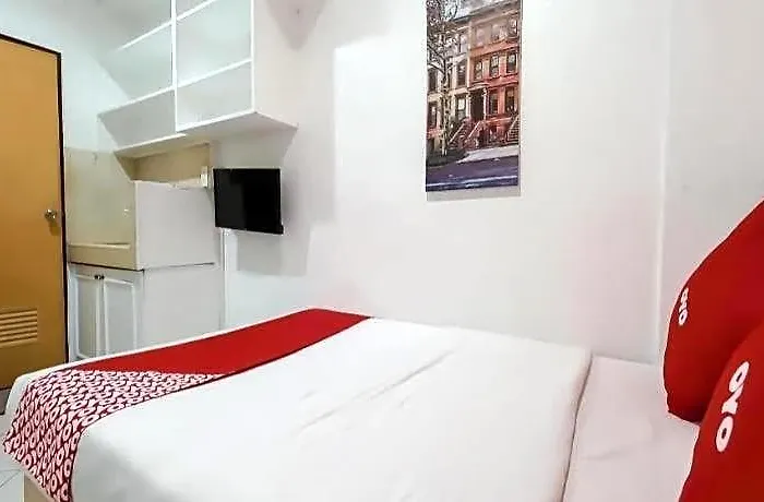 Oyo 857 Makati Avenue 2*